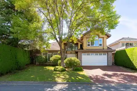 Top-Quality Home in Prestigious Terra Nova