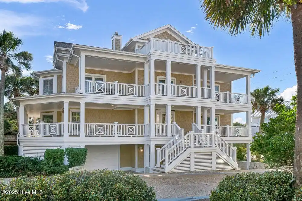 Lovely Second Row Beach Home