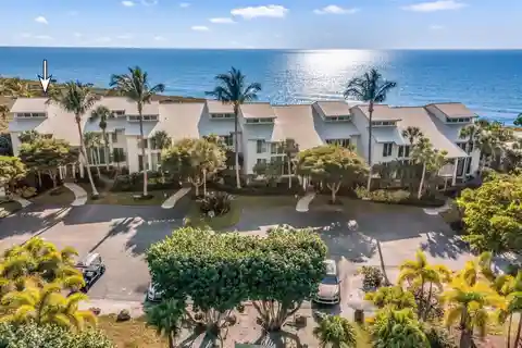Inviting Beachfront Condominium