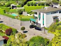 FIVE BEDROOM HOME WITH AMAZING VIEWS