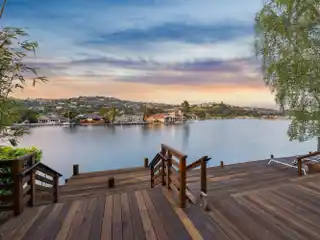 Impressive Property on the Belvedere Lagoon