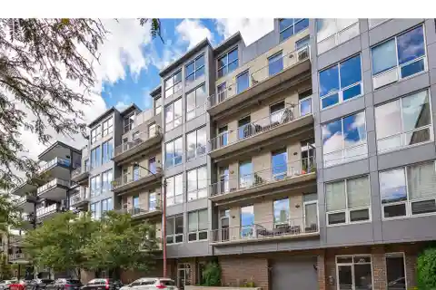 Sleek Design Meets Unmatched West Loop Luxury