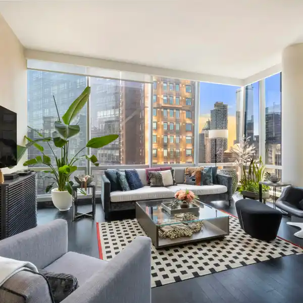 ONE OF THE LARGEST ONE BEDROOM HOMES AT ONE57
