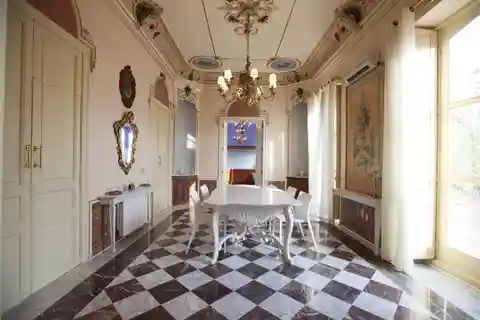 Renovated Valencia Home That Retains Period Luxury