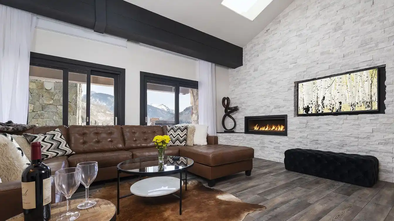 Beautiful Top-floor Enzian Penthouse