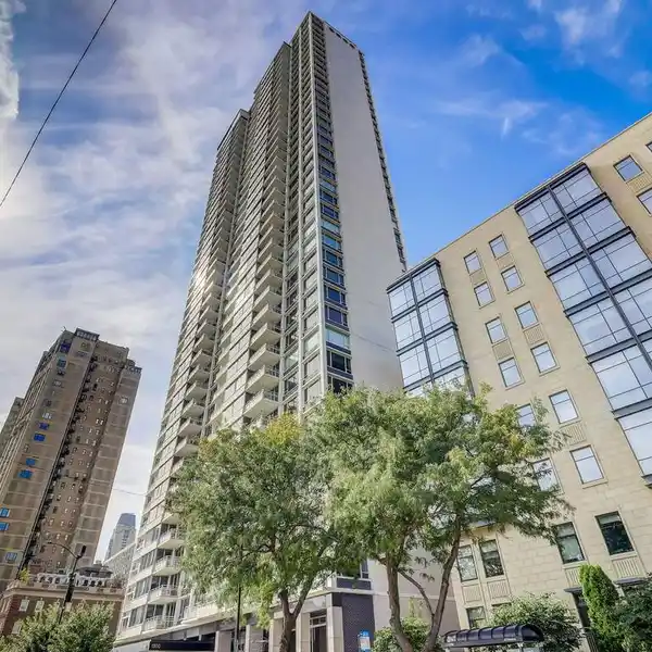 LUXURY AND COMFORT IN THE HEART OF THE CITY