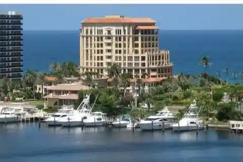 One-of-a Kind Direct Oceanfront Villa in an Oceanfront Condominium