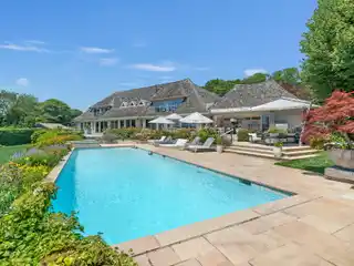 Custom-Built Modern Estate with Panoramic Views