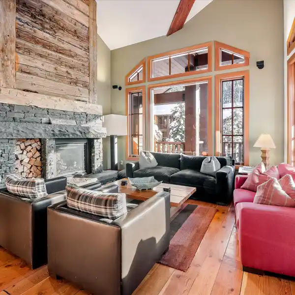 PACIFIC NORTHWEST ARCHITECTURE