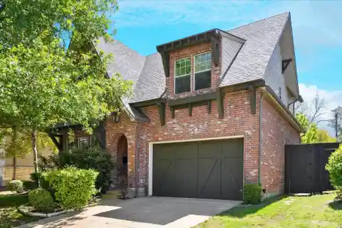 Ideally-sized Lakewood Tudor