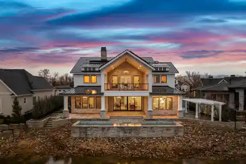 Williamson River Ranch Estates - Luxury Living in Eagle
