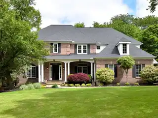 Outstanding Home in Laurel Springs