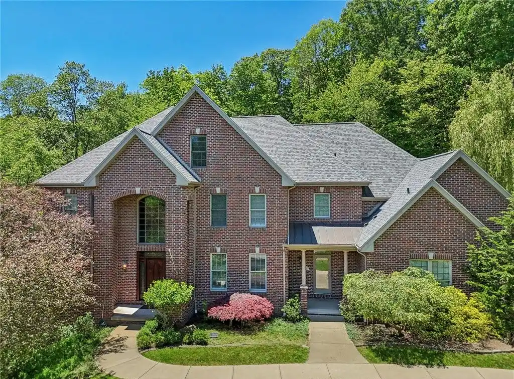 Extraordinary All Brick Home in Prestigious Lake Macleod