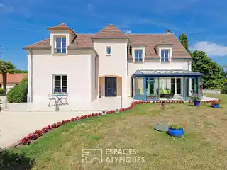 Quiet Countryside Retreat with High-End Craftsmanship