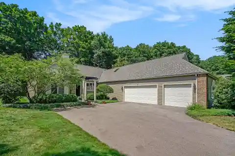 Premium Location in the Crescents of Travis Pointe