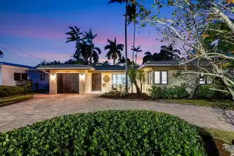 Meticulously Maintained Resort-style Pool Home