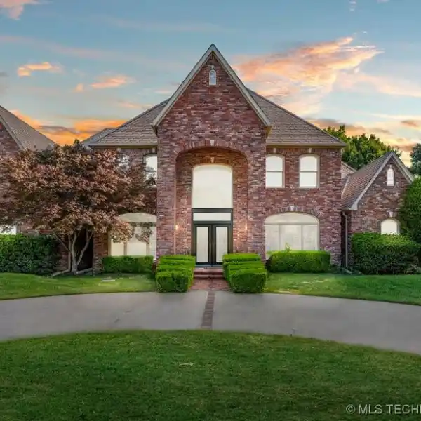 BEAUTIFUL FULL BRICK HOME ON A CORNER LOT