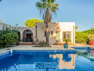 Stunning Villa a Few Meters from the Beach