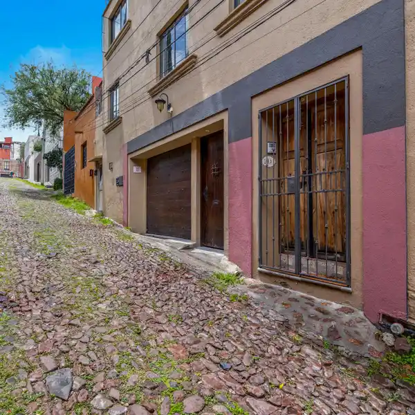 CASA RAQUEL
