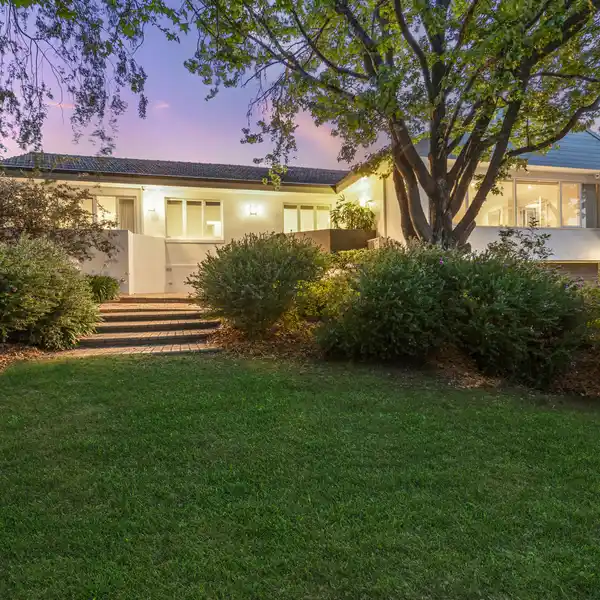 TURNKEY READY HOME IN OLD DEAKIN