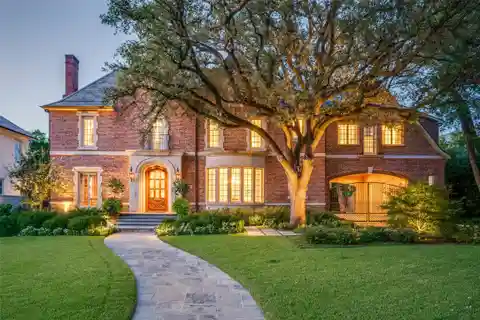 Beautifully Renovated Tudor Revival