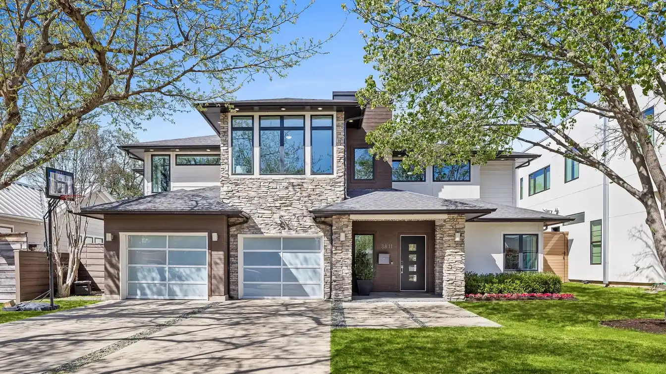 Midway Hollow Gorgeous 5 Bedroom Home