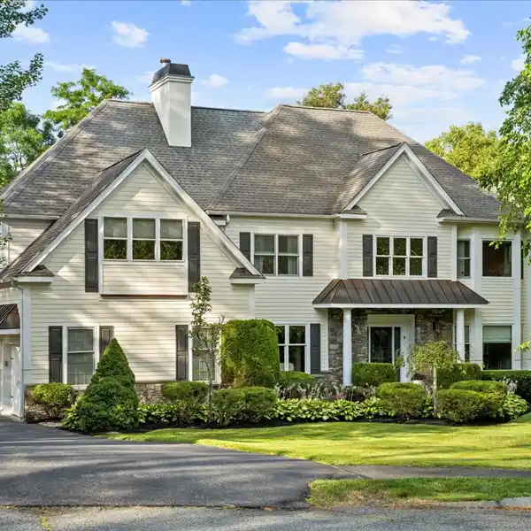 9 PARK GROVE LANE