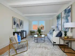 Refreshed High-Floor Classic 7