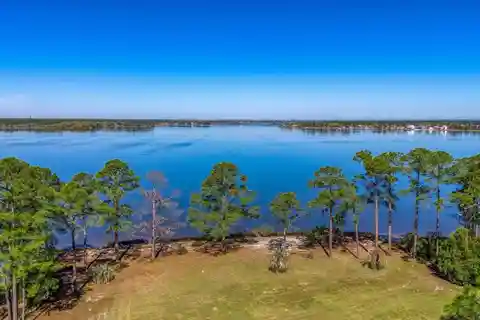 Breathtaking 17-Plus-Acre Parcel