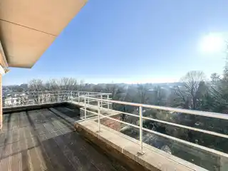 Bright Penthouse with a Large Terrace