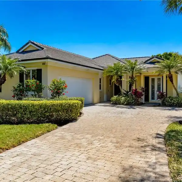 BEAUTIFULLY UPDATED HOME IN THE ESTUARY
