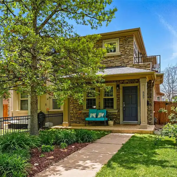 ELEGANT WEST WASH PARK TOWNHOUSE