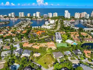 Prime Residential Lot in Coveted Park Shore