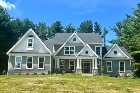 New Move-In Ready Craftsman Style Home