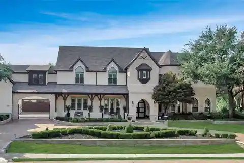 Modern Luxury in Gated Stonebridge Estates