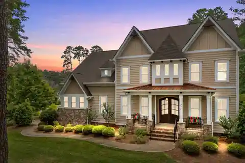 Refined Open-plan Water-view Home
