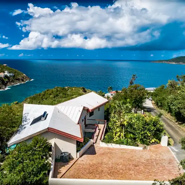 EXQUISITELY REMODELED ISLAND RETREAT