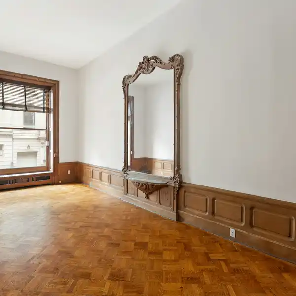RARE HISTORIC UPPER EAST SIDE GEM