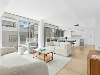 Light-filled Apartment with Private Terrace for Rent