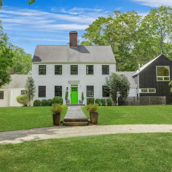 SPECTACULAR LOWER WESTON RETREAT WITH POOL