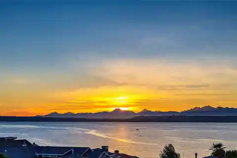 Charming Coastal Home with Cottage Studio & Stunning Views