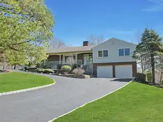 Sprawling Ranch in a Peaceful Neighborhood