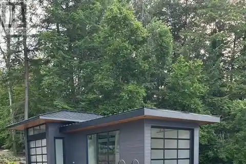 Dream Retreat on Iconic Lake Rosseau