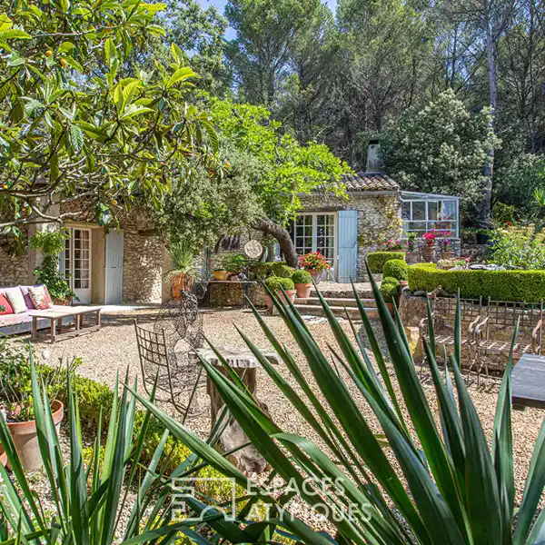 CHARMING PROPERTY IN THE COVETED VILLAGE OF PERNES-LES-FONTAINES