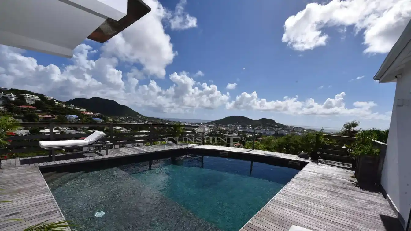 Diamond Villa