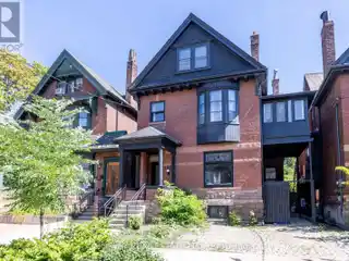 Grand Dame on Iconic Madison Avenue