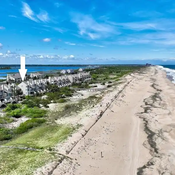 METICULOUSLY RENOVATED OCEANFRONT TOWNHOME