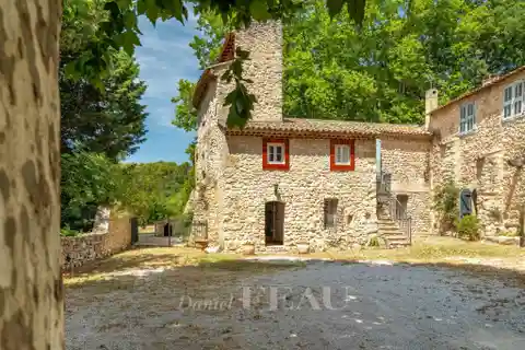 Charming Countryside Compound with Rich Heritage