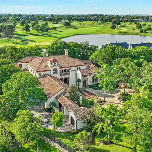RARE EXTRAORDINARY ESTATE WITH ULTIMATE PRIVACY