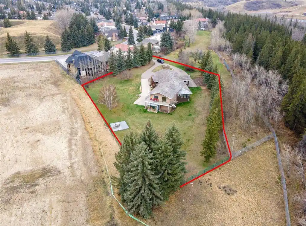 Acreage in the Heart of the City